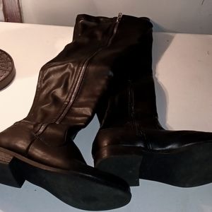 FAUX.LEATHER RIDING STYLE BOOTS